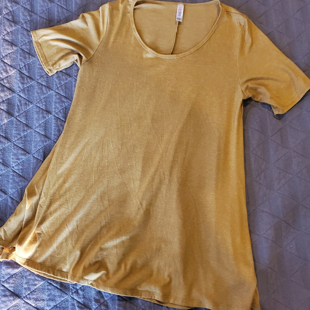 LuLaRoe Perfect T